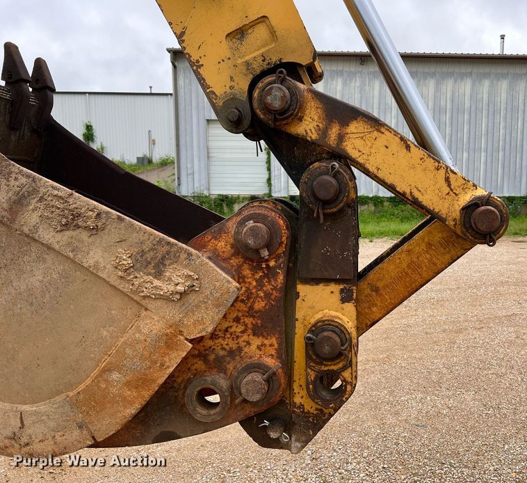 image for item LI9735 1996 John Deere 710D  backhoe