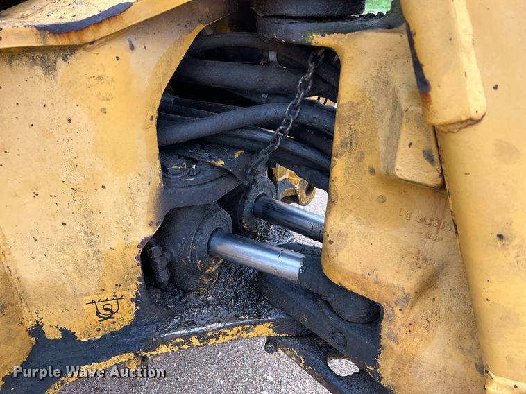 image for item LI9735 1996 John Deere 710D  backhoe