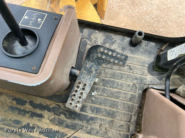 image for item LI9735 1996 John Deere 710D  backhoe