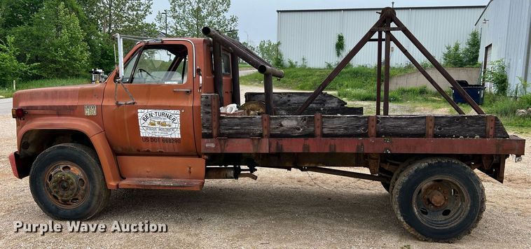 image for item LI9736 1978 Chevrolet C60 Custom Deluxe  flatbed truck
