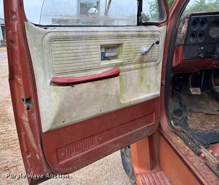 image for item LI9736 1978 Chevrolet C60 Custom Deluxe  flatbed truck