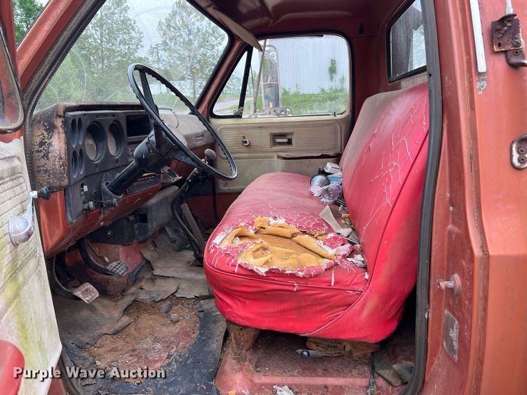 image for item LI9736 1978 Chevrolet C60 Custom Deluxe  flatbed truck