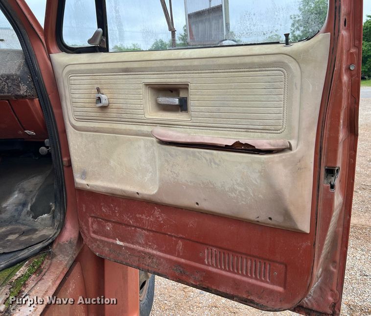 image for item LI9736 1978 Chevrolet C60 Custom Deluxe  flatbed truck