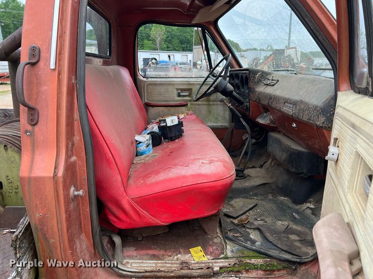 image for item LI9736 1978 Chevrolet C60 Custom Deluxe  flatbed truck