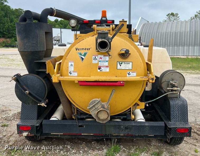 image for item LI9738 2013 Vermeer V500LEHD  vacuum excavator