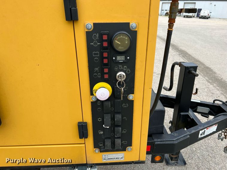 image for item LI9738 2013 Vermeer V500LEHD  vacuum excavator