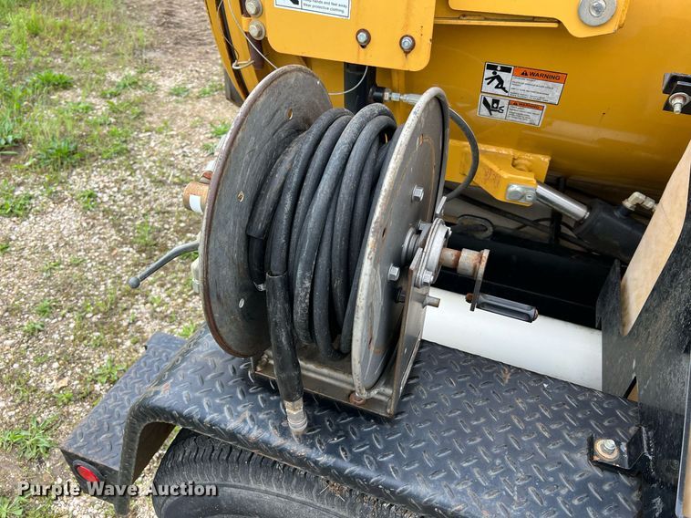 image for item LI9738 2013 Vermeer V500LEHD  vacuum excavator