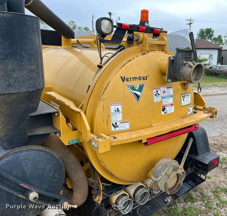 image for item LI9738 2013 Vermeer V500LEHD  vacuum excavator