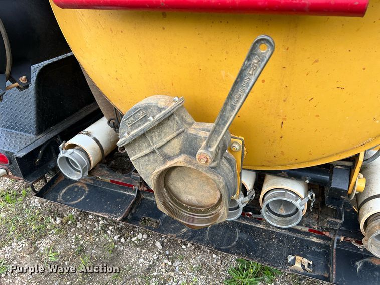 image for item LI9738 2013 Vermeer V500LEHD  vacuum excavator