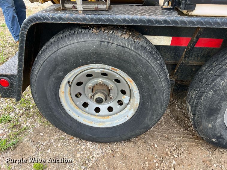 image for item LI9738 2013 Vermeer V500LEHD  vacuum excavator