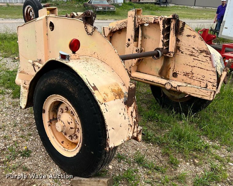 image for item LI9740 Reel trailer