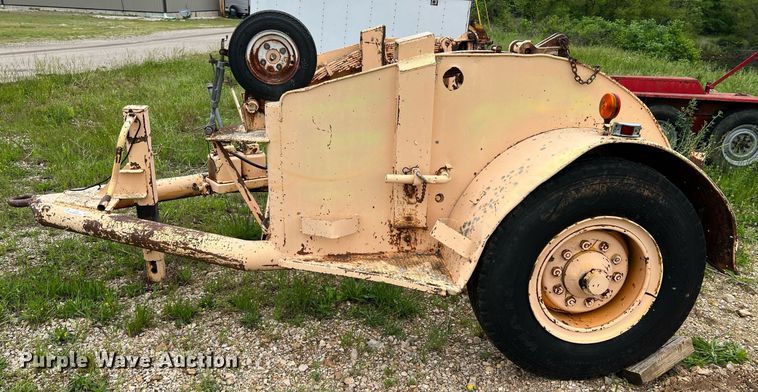 image for item LI9740 Reel trailer