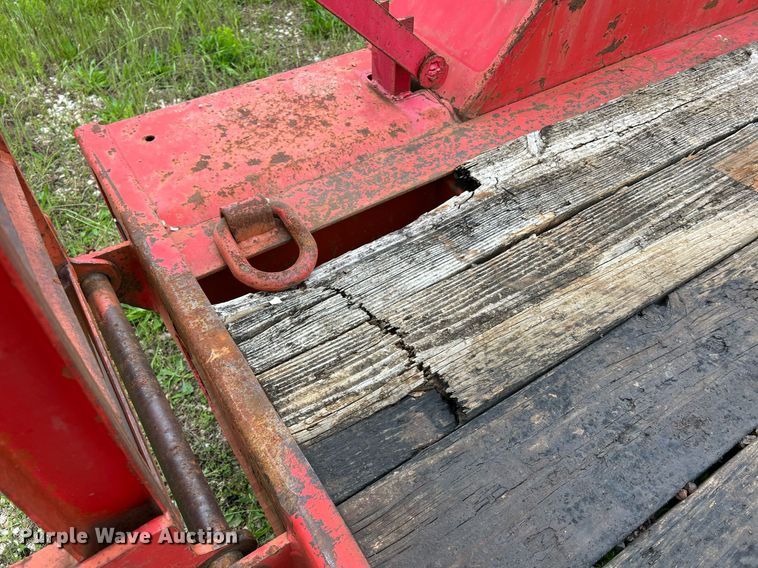 image for item LI9741 1993 Ditch Witch TP20  equipment trailer