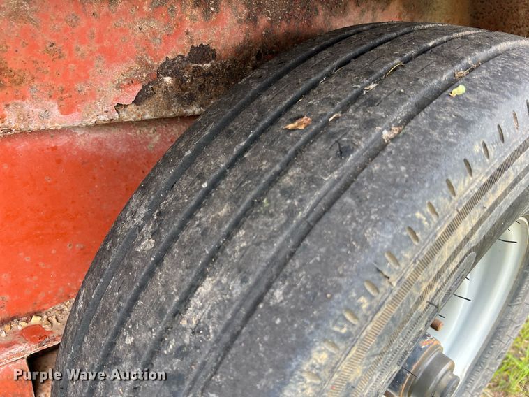 image for item LI9741 1993 Ditch Witch TP20  equipment trailer