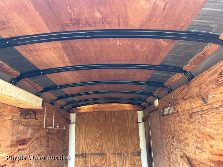 image for item LI9742 2000 Doolittle  enclosed cargo trailer