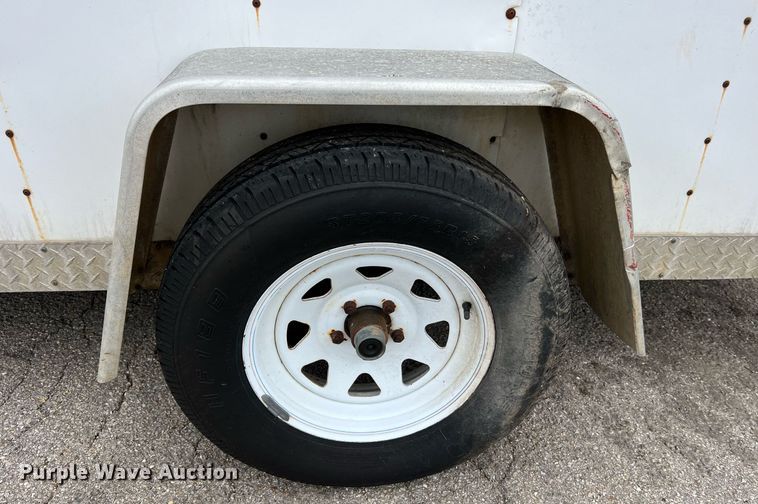 image for item LI9742 2000 Doolittle  enclosed cargo trailer