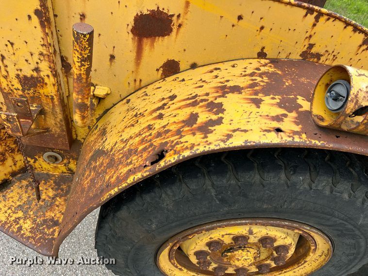 image for item LI9744 1976 Eaton TCR14E  reel trailer