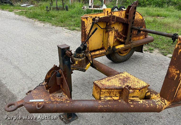 image for item LI9744 1976 Eaton TCR14E  reel trailer