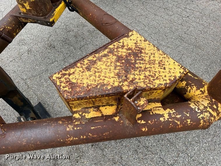 image for item LI9744 1976 Eaton TCR14E  reel trailer