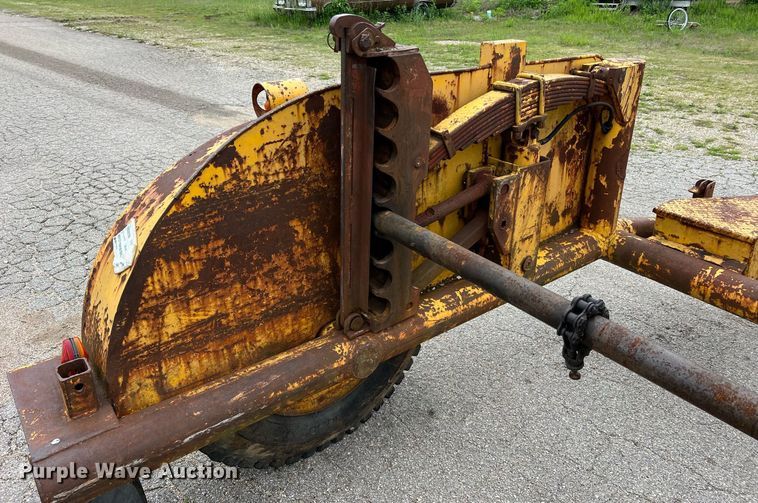 image for item LI9744 1976 Eaton TCR14E  reel trailer