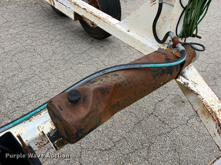 image for item LI9745 Reel trailer