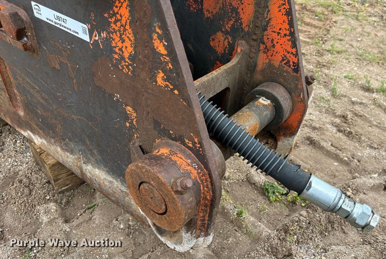 image for item LI9747 NPK 7X  breaker