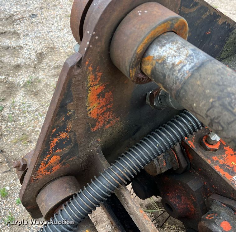 image for item LI9747 NPK 7X  breaker