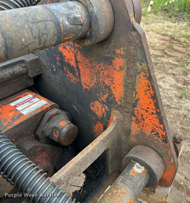 image for item LI9747 NPK 7X  breaker