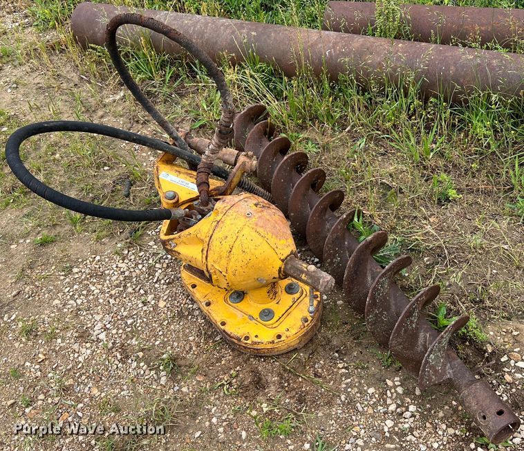 image for item LI9748 Danuser Digger H8200-9  auger head