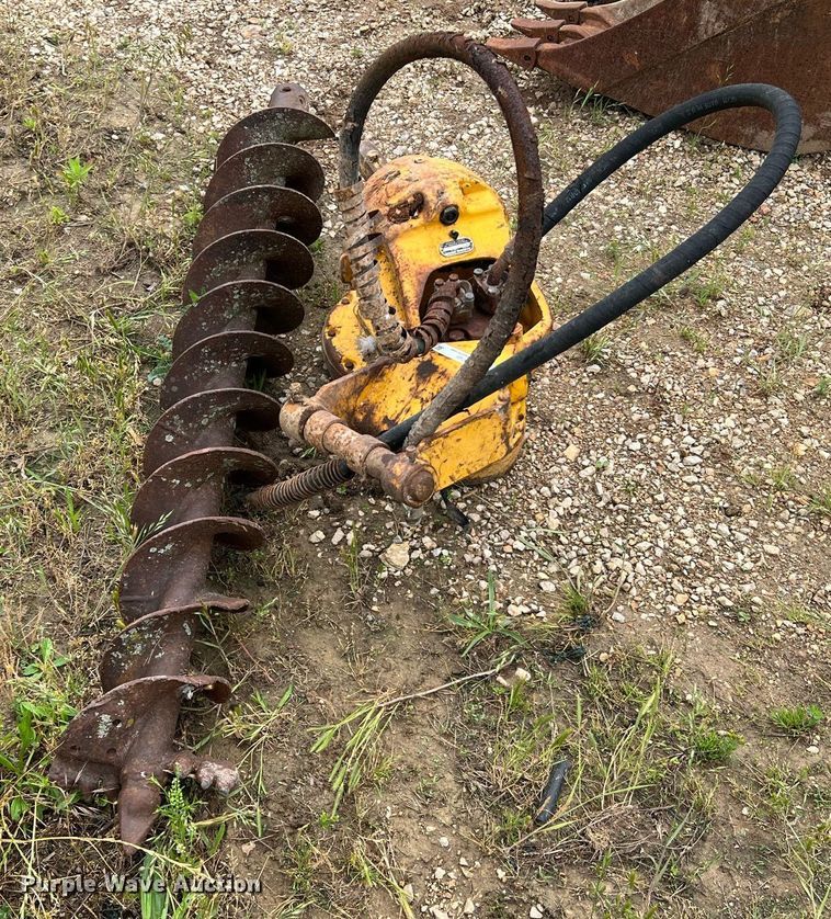 image for item LI9748 Danuser Digger H8200-9  auger head