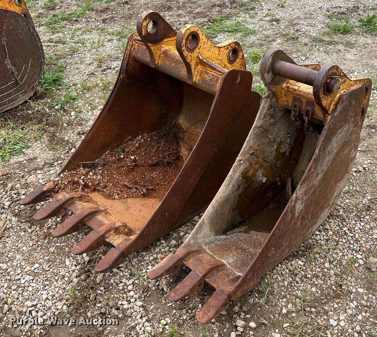 image for item LI9749 (2) backhoe buckets