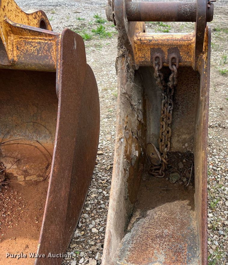 image for item LI9749 (2) backhoe buckets