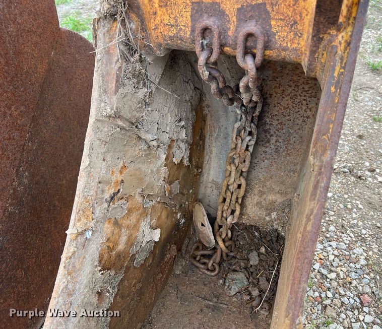 image for item LI9749 (2) backhoe buckets