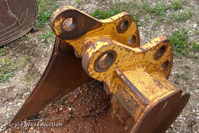 image for item LI9749 (2) backhoe buckets