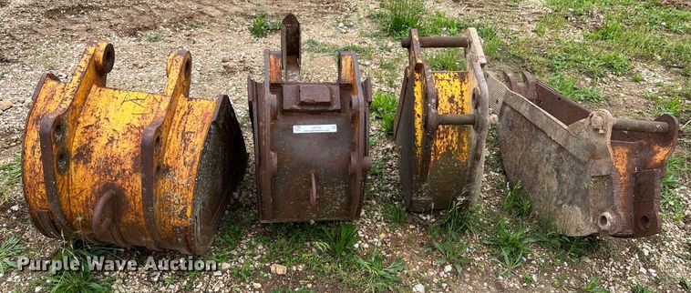 image for item LI9750 (4) backhoe buckets
