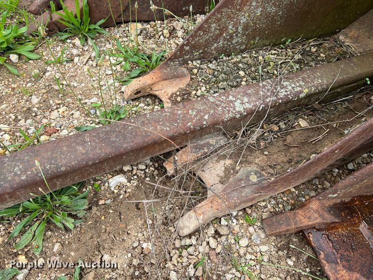 image for item LI9750 (4) backhoe buckets