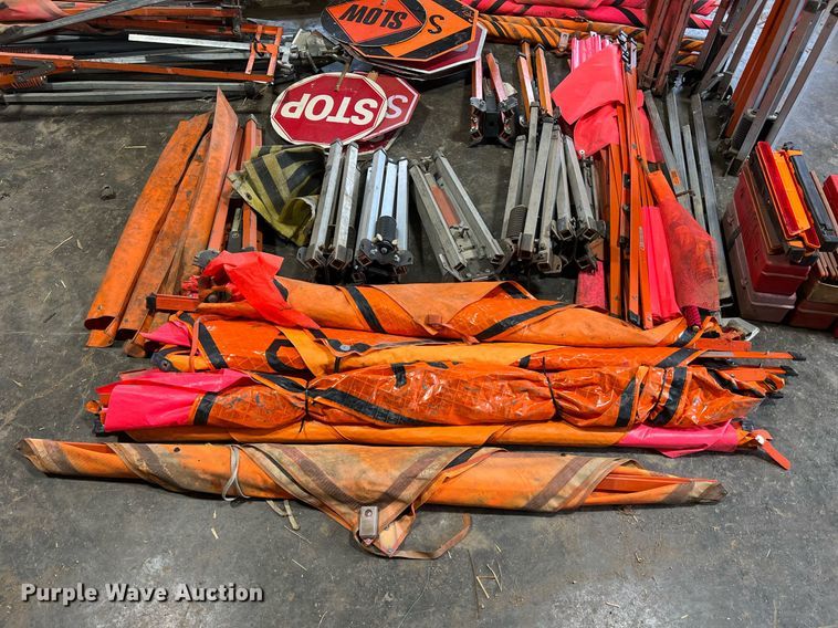 image for item LI9752 Road safety equipment