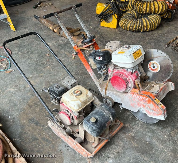 image for item LI9758 Concrete equipment