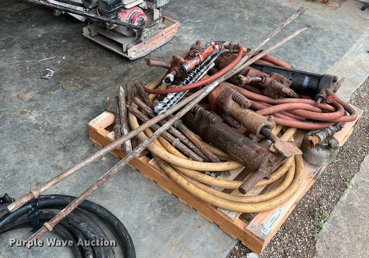 image for item LI9759 Tools