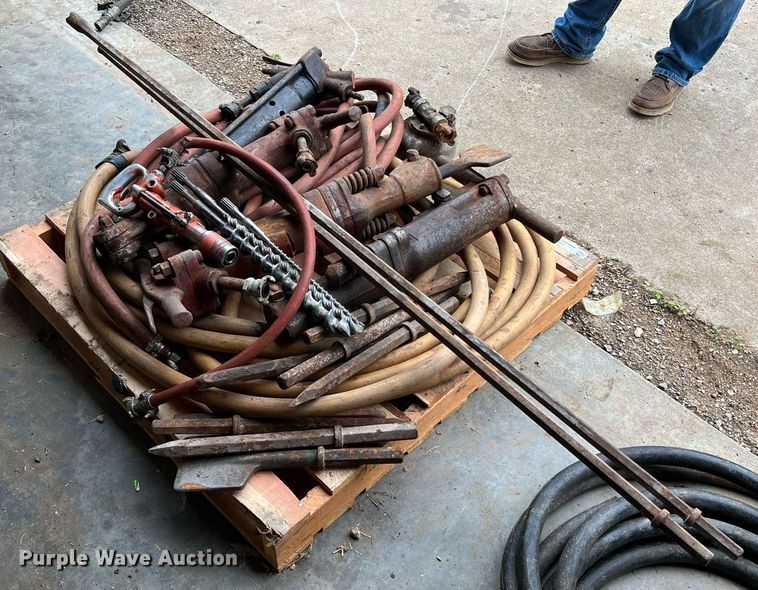 image for item LI9759 Tools