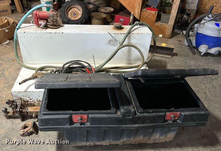 image for item LI9761 Automotive accessories