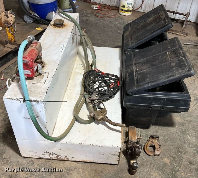 image for item LI9761 Automotive accessories