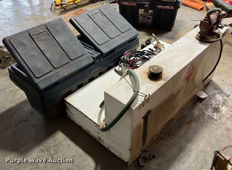 image for item LI9761 Automotive accessories