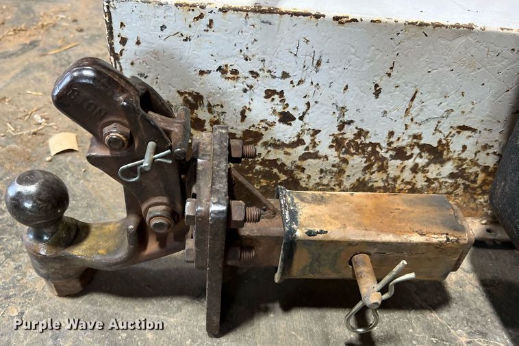 image for item LI9761 Automotive accessories