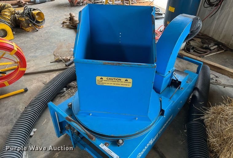 image for item LI9764 Goossen BCG-2  bale chopper