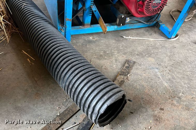 image for item LI9764 Goossen BCG-2  bale chopper