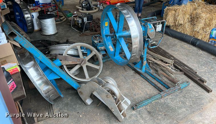 image for item LI9765 (2) Condux International pipe pullers