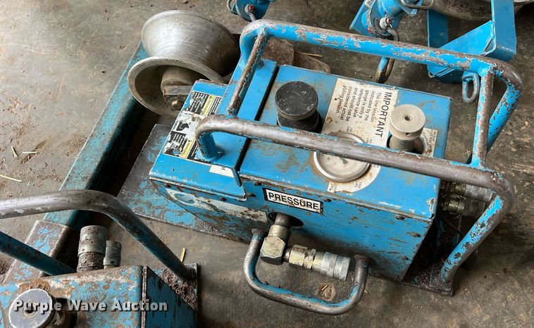 image for item LI9765 (2) Condux International pipe pullers