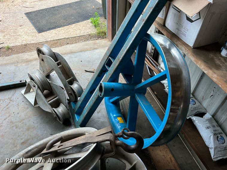 image for item LI9765 (2) Condux International pipe pullers