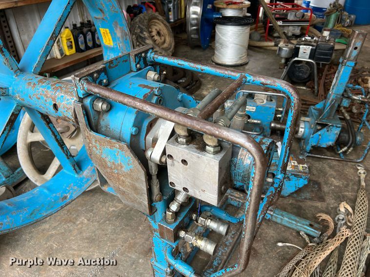 image for item LI9765 (2) Condux International pipe pullers